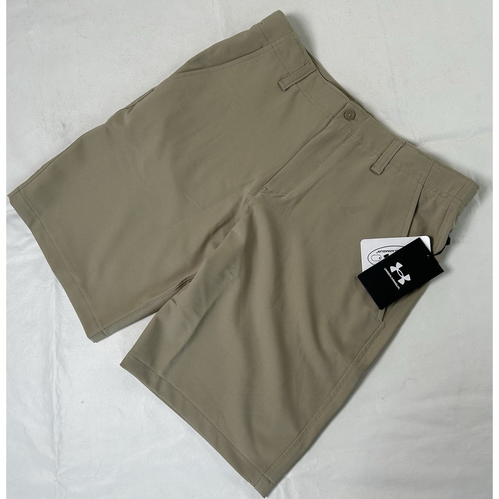 NWT Under Armour Boys Beige Golf Chino Shorts Size Large Flat Front Pockets Zip